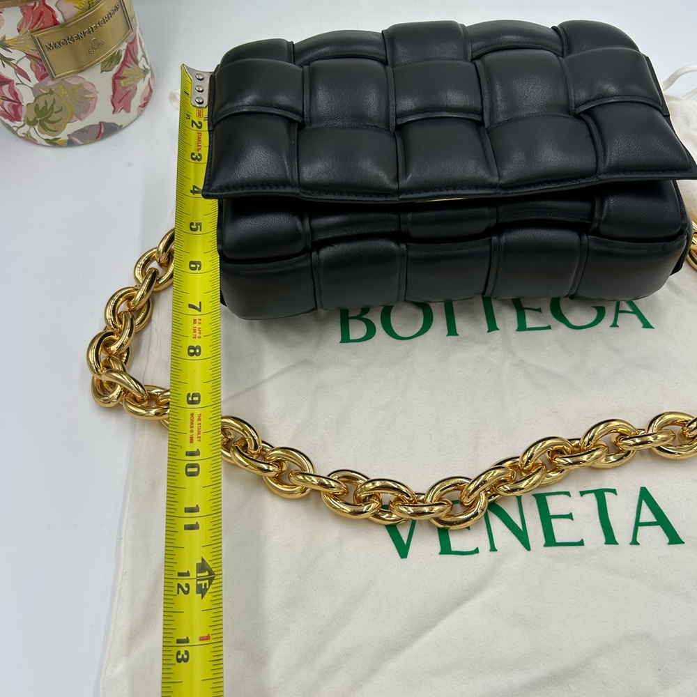 Women's Bottega Venetta Maxi lambskin intreccio padded chain cassette Crossbody - Picture 9 of 13